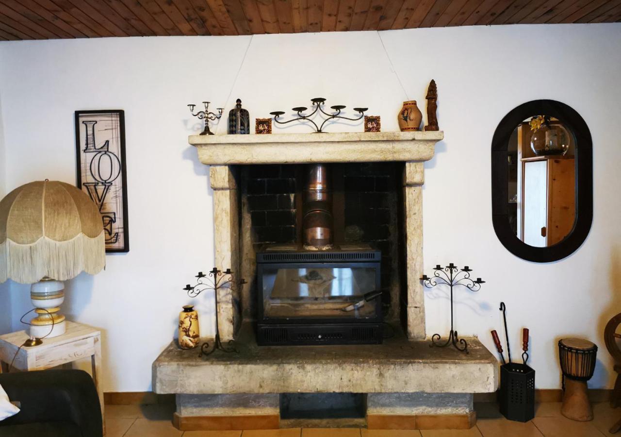 فيلا Casa Rustica Con Giardino كابرينو فيرونيسي المظهر الخارجي الصورة